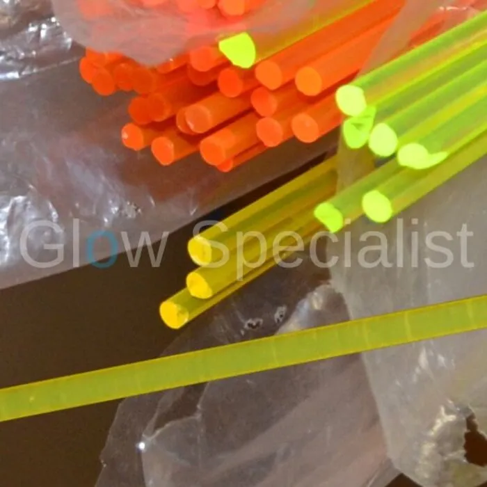 ACRYLIC - BLACKLIGHT ROD - 6 MM - 1 M
