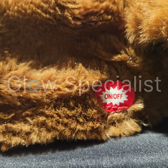 MUSICAL SANTA HAT - PLUSH - WITH SOUND AND MOVEMENT