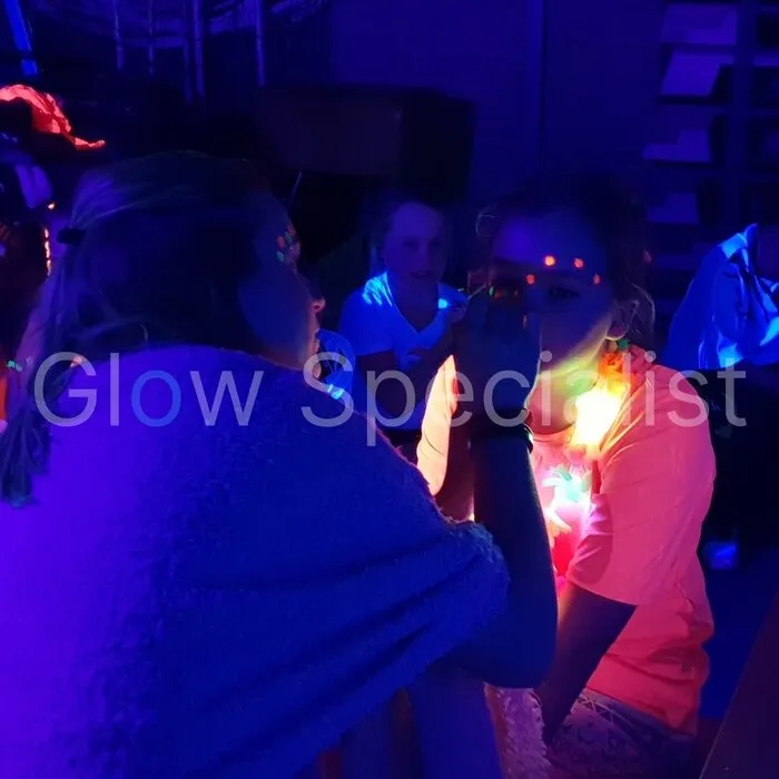FACE & BODY PAINT - UV / BLACKLIGHT - SET OF 6 PIECES
