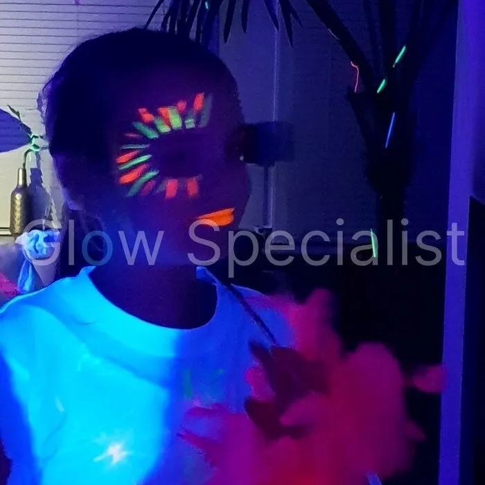 FACE & BODY PAINT - UV / BLACKLIGHT - SET VAN 6 TUBES