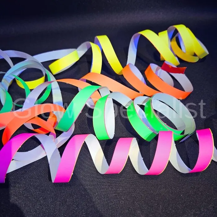 NEON  SERPENTINES - UV / BLACKLIGHT - PAPIER - 3 ROLLEN