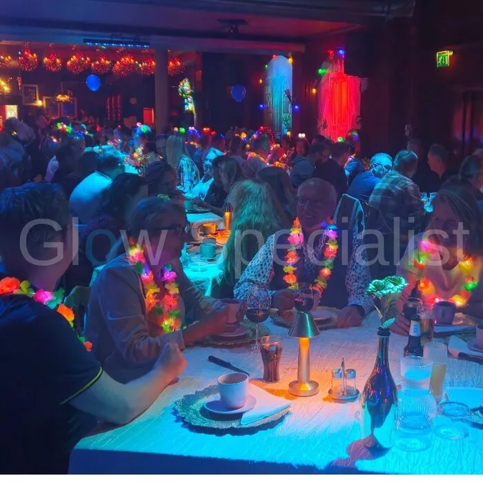 LED HAWAIIAN LEI - MULTICOLOR LEDS - 3 LIGHT MODES