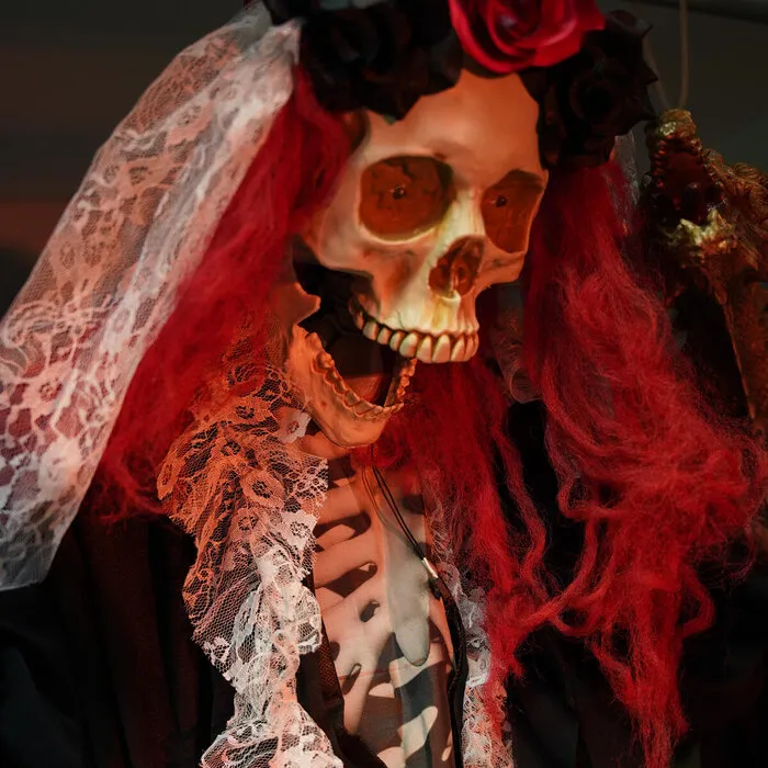 Europalms SKELETON LA CATARINA - HALLOWEEN - 100 CM - MOVING - LIGHT AND SOUND - EUROPALMS