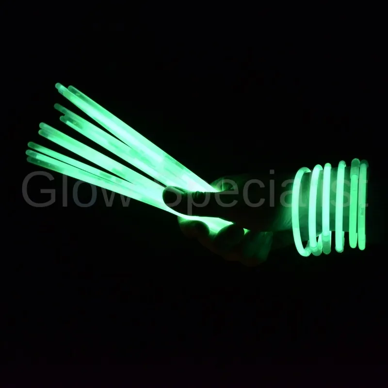 Glow Specialist GREEN GLOW BRACELETS - 1 TUBE - 100 PIECES