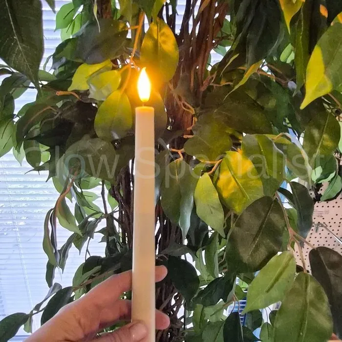 Simuflame LED SIMUFLAME DINNER CANDLES - TAPER - DELUXE - IVORY - SET OF 2