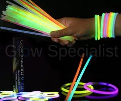 Glow Specialist GLOWARMBANDJES - 1 KOKER - 100 STUKS