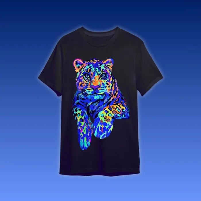 LEOPARD - BLACKLIGHT T-SHIRT - BLACK WITH NEON PRINT