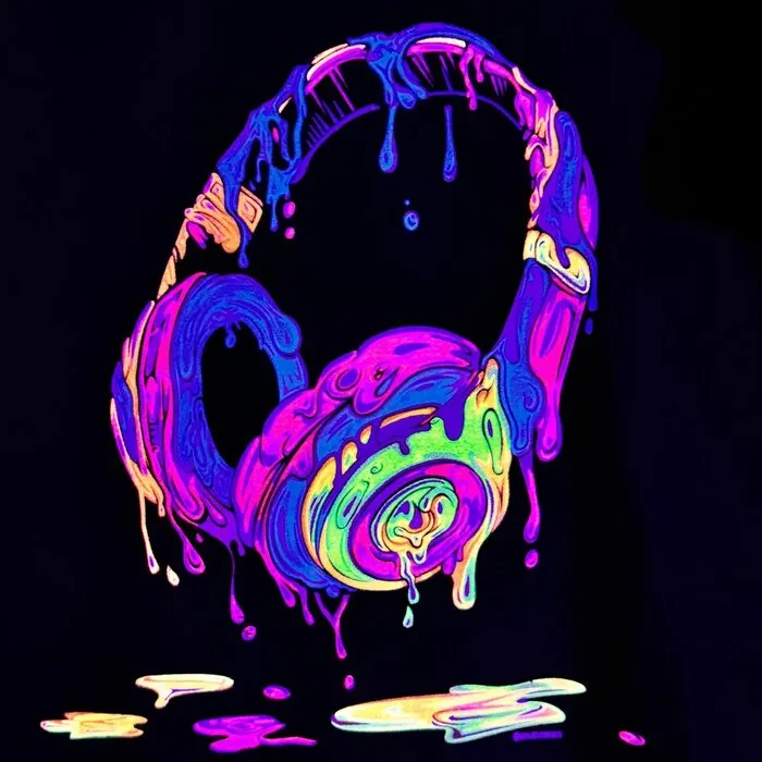 COLOR LIPS – BLACKLIGHT T‑SHIRT – ZWART MET NEON PRINT