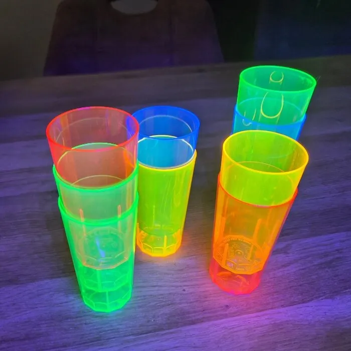 NEON GLOW KINDERFEESTJE  PAKKET - 10 KINDEREN