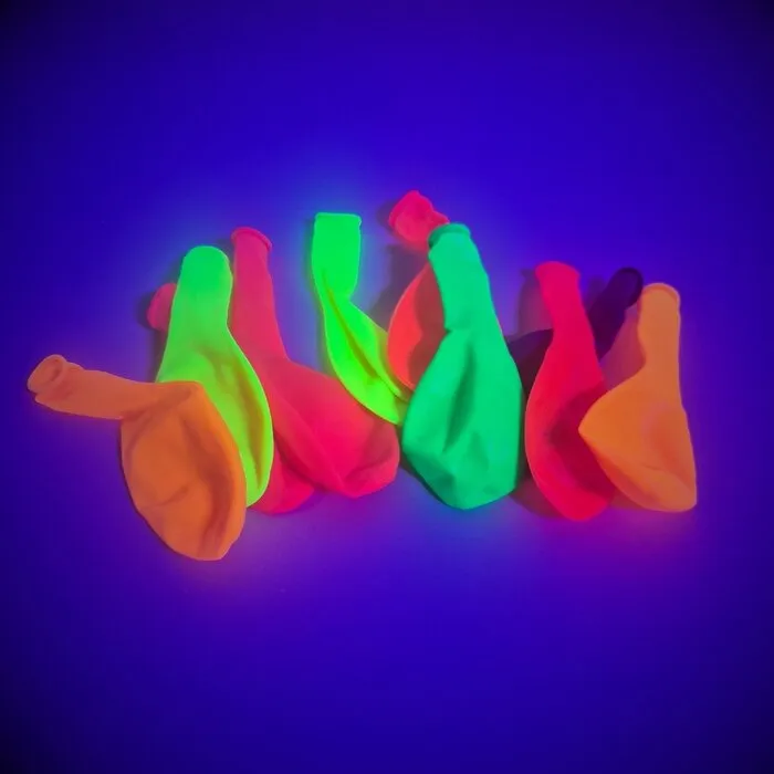 UV NEON BALLOONS - 30 CM - ASSORTED - 10 PIECES