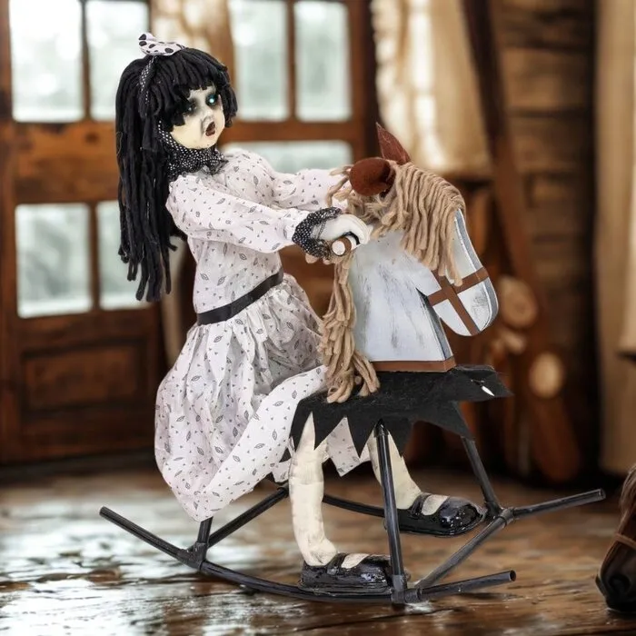 Europalms HALLOWEEN - CREEPY GIRL ON ROCKING HORSE - 72 CM – ANIMATED 72 CM