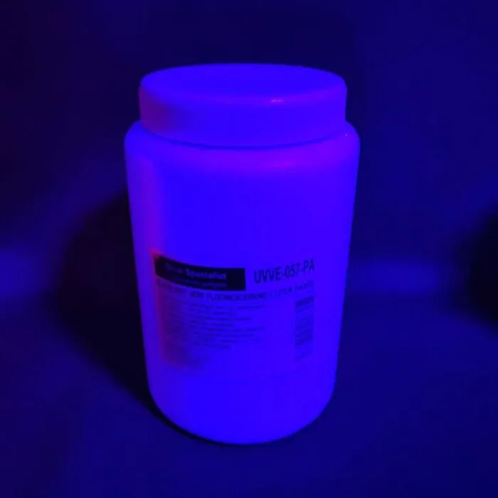 BLACKLIGHT VERF FLUORESCEREND OP WATERBASIS - 1 LITER - DIVERSE KLEUREN