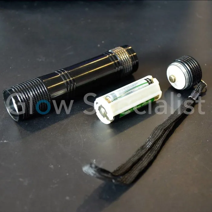 UV Flashlight 3W – 395nm – Compact AAA Model