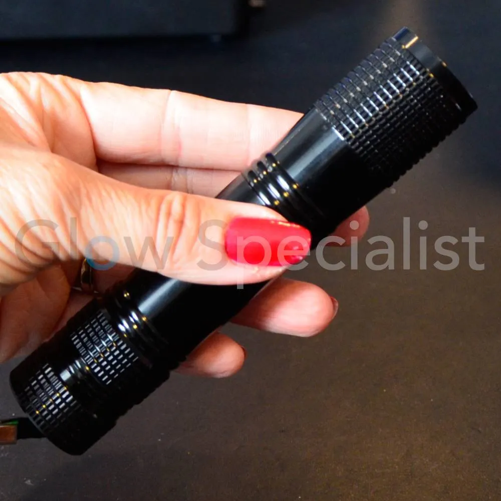 UV Flashlight 3W – 395nm – Compact AAA Model
