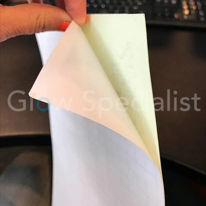 Glow in the Dark A4 Stickervel – 240 x 297 mm – Lichtgevend Vinyl Stickerpapier