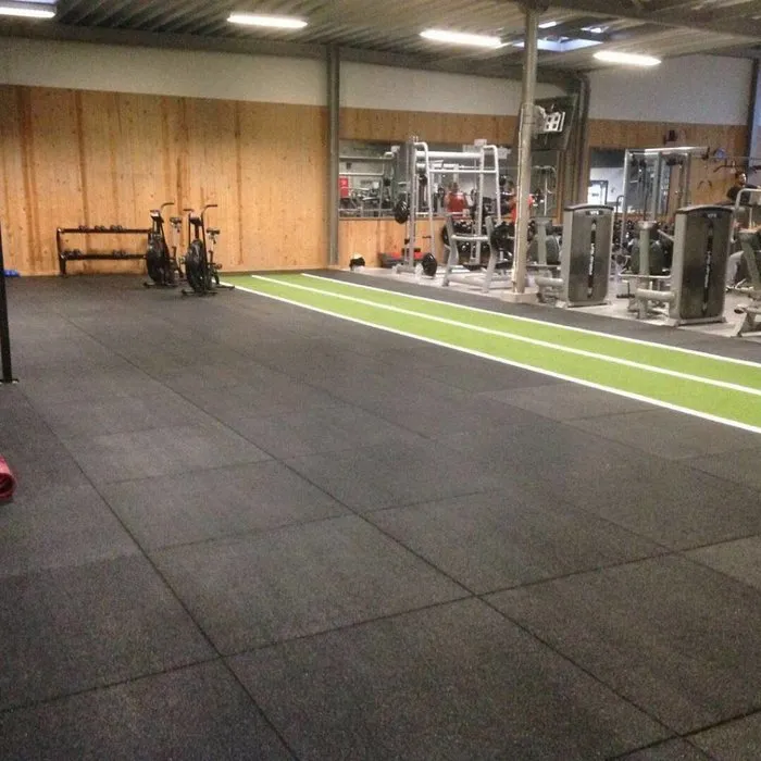 PT Essentials Rubber Crossfit Tegel 100 x 100 cm met schijnvoeg