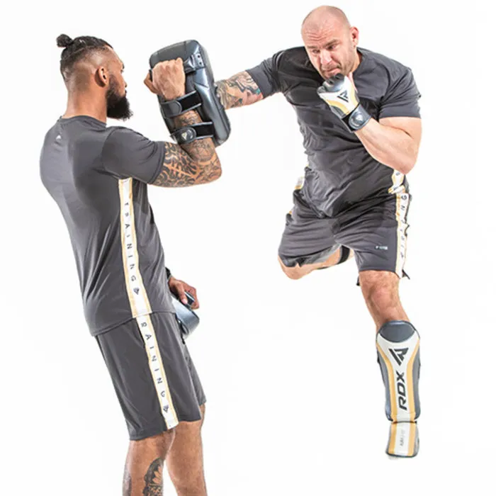 RDX Sports T17 Aura Thai Pad | Stootkussen Zwart/goud