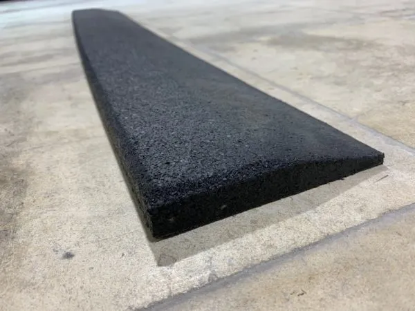 PT Essentials Schuine rand 100 x 10 x 2 high-density tegel