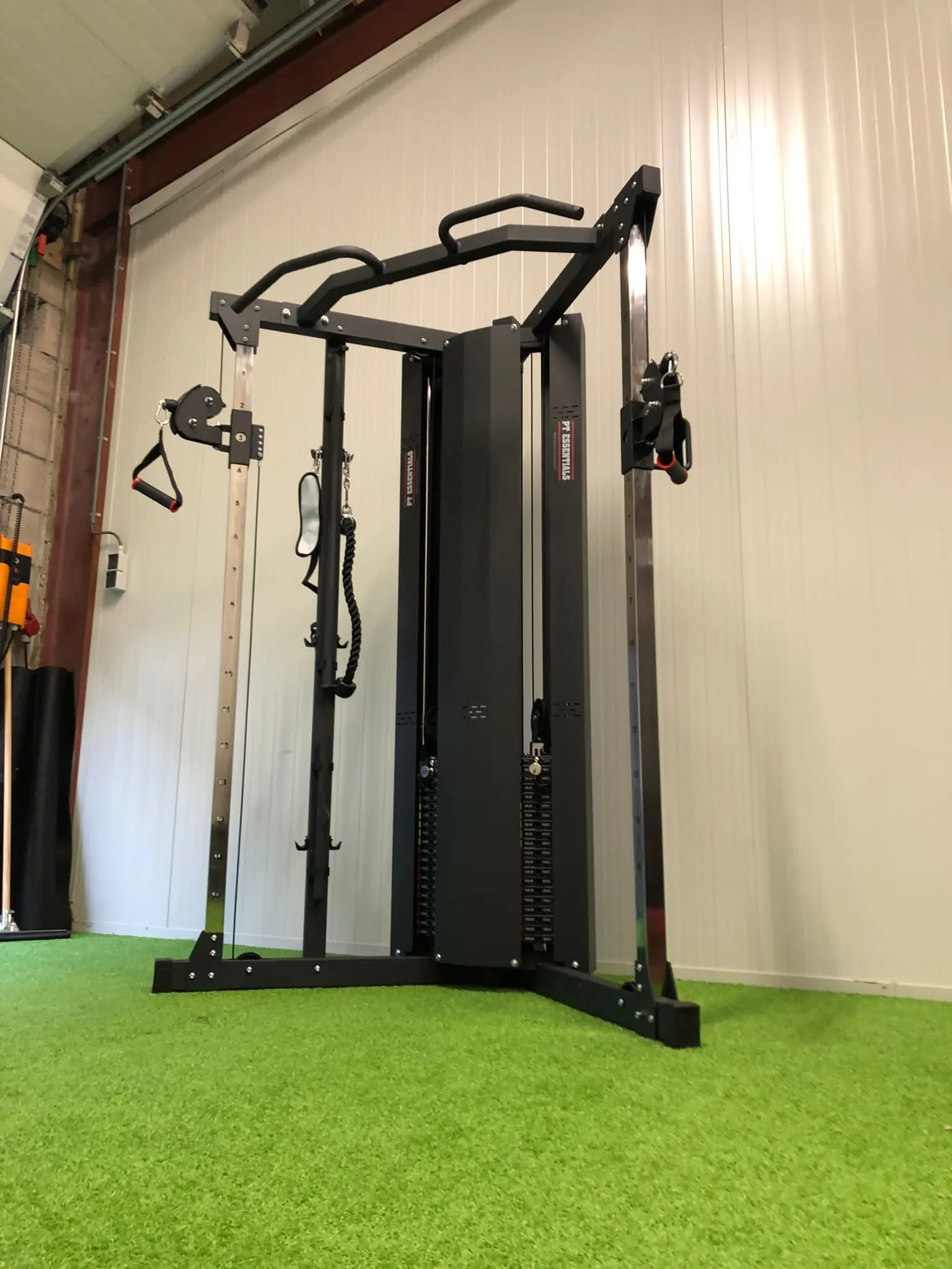 PT Essentials PRO Functional Trainer - 2 x 90 kg stack - Gratis Montage