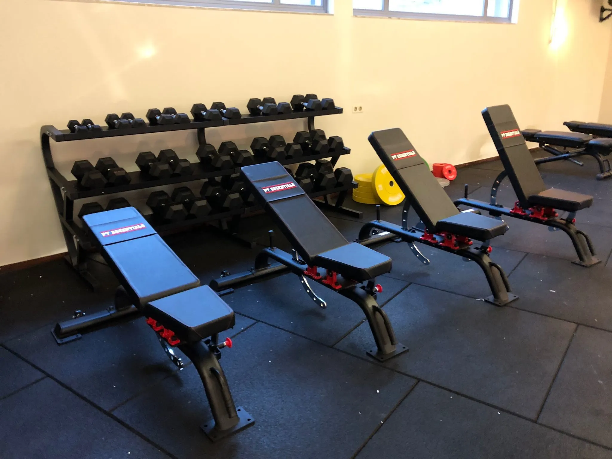 PT Essentials PRO Adjustable Bench Fitnessbank - Professioneel inzetbaar