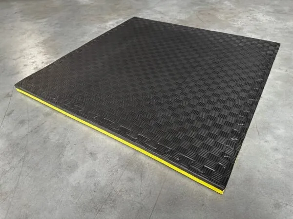 PT Essentials Tatami matten zwart-geel - 100x100x4 cm - Palletprijs