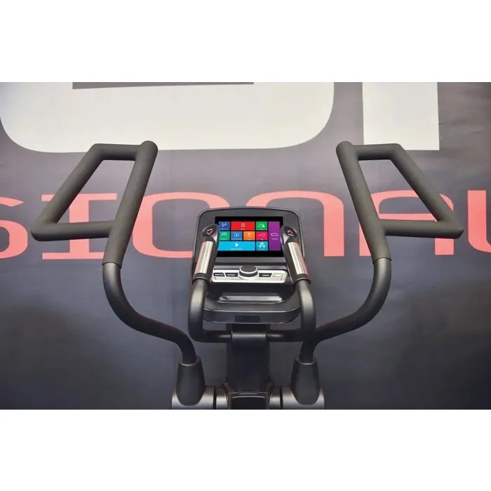 Toorx Professional ERX-9500-TFT Front-Driven Full Commercial Crosstrainer