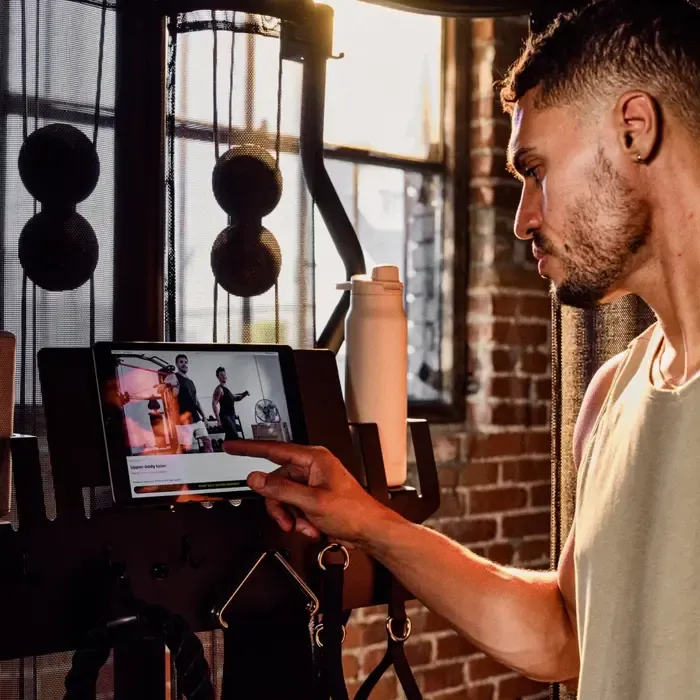 Inspire Fitness SF6 Home Gym Functional Trainer en smith machine