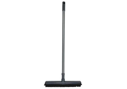 Junai.nl Rubberbezem met telescoopsteel | 31 cm