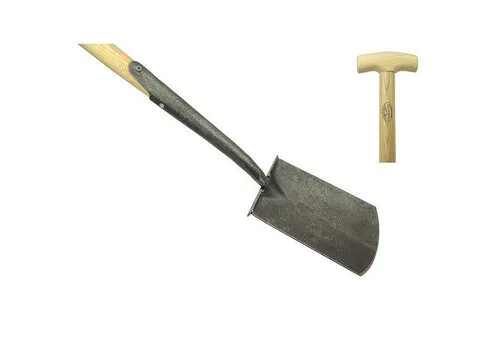De Wit Zwanehals spade met opstapjes en essen houten steel
