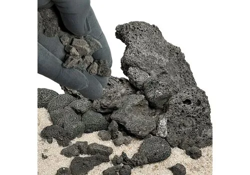 WIO Dark Lava Chip 3-50MM 500 Gram