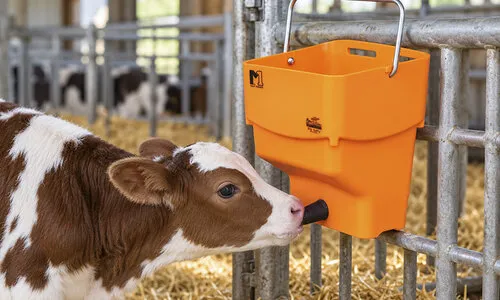 Shoof Kalf Feeder M1 in de aanbieding | Slim kalveren voeren