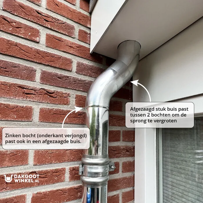 Grömo Zinken bocht 40 graden voor 80 mm regenpijp. (standaard)