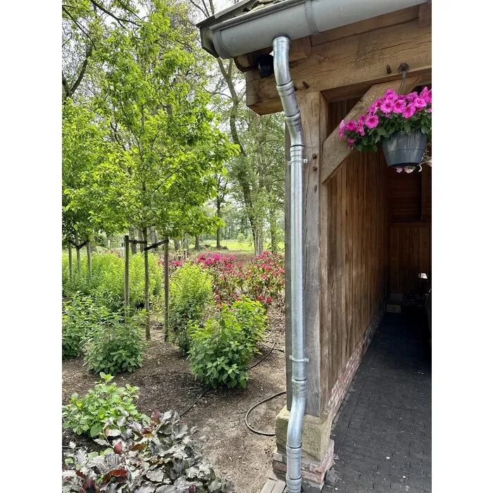 LORO-X Stalen regenpijp bocht (ondereind) 80mm 45 graden - Loromeij (excl. rubber)