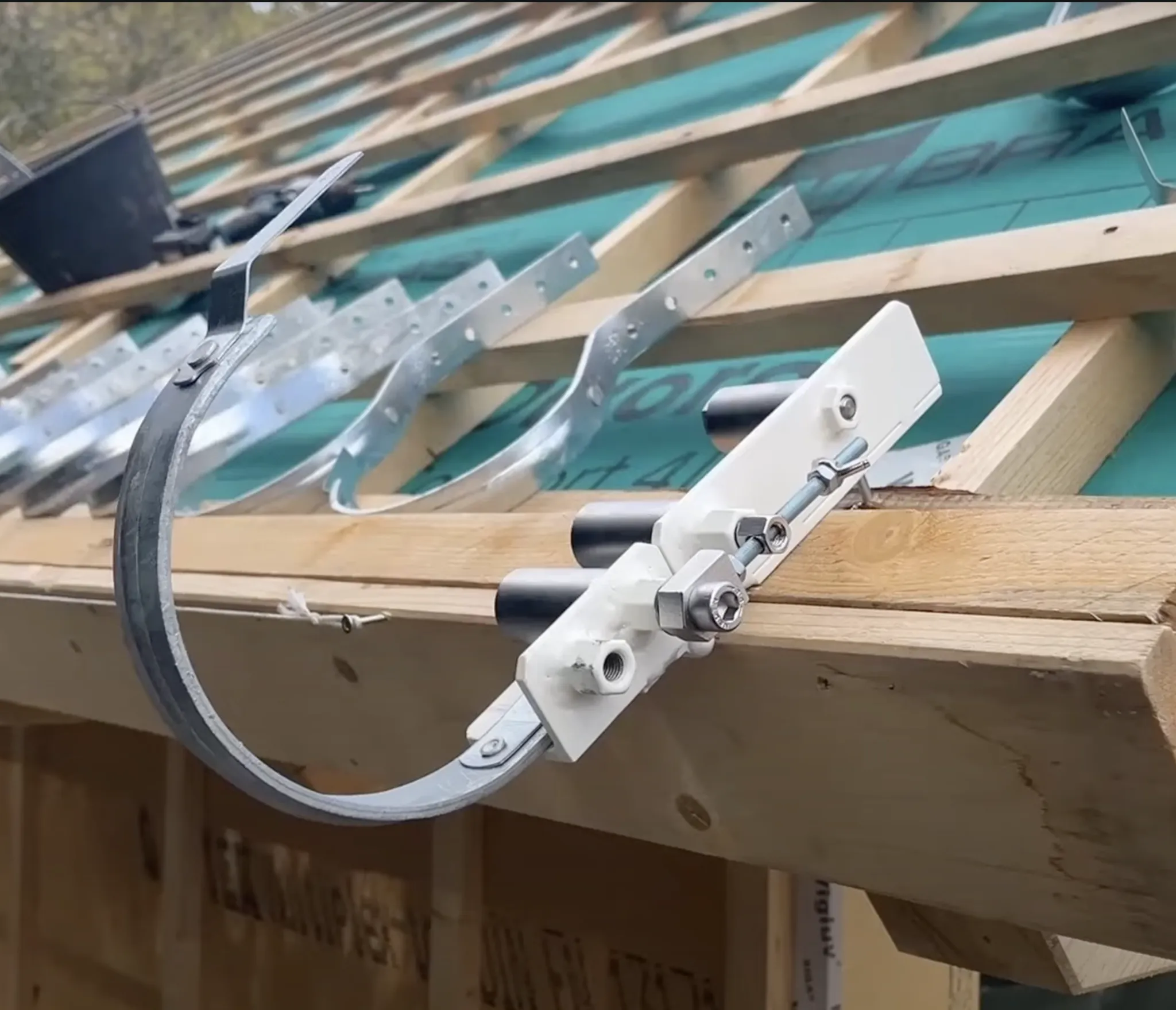 bendArm Dakgootbeugel buiger bendARM - ook te huur